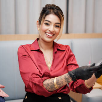 次のアバター： Sam