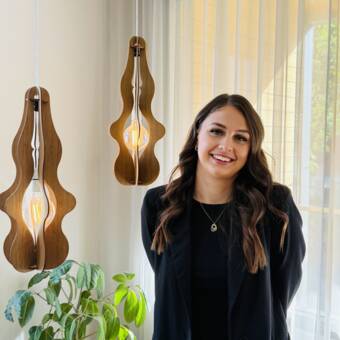 The avatar of Nicole