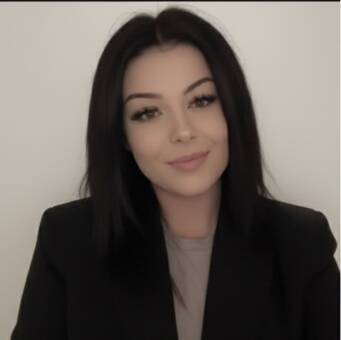 The avatar of Emilee