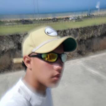 次のアバター： Samuel