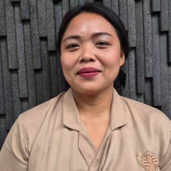 次のアバター： LIA