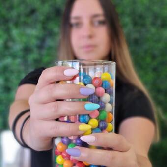 次のアバター： Kloyd