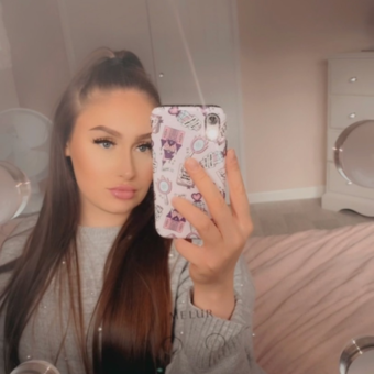 Henkilön Chloë avatar