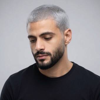 The avatar of Mo
