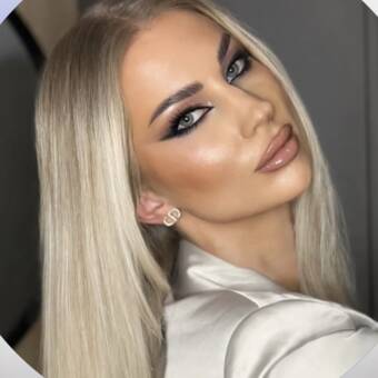 Henkilön Alehsandra avatar