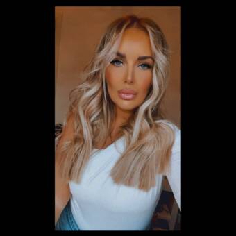 Henkilön danielle avatar