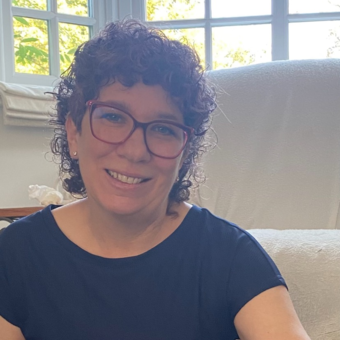 The avatar of Diane Salon Manager