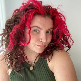 次のアバター： El