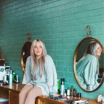 The avatar of Nicole