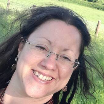 The avatar of Stephanie