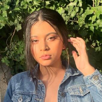 The avatar of Ashleigh