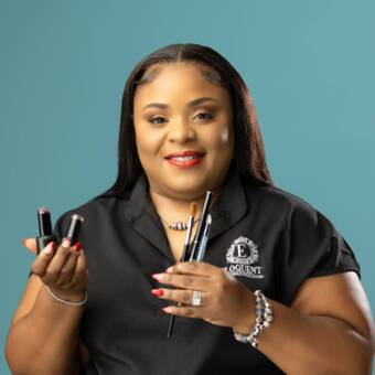 The avatar of Donnea