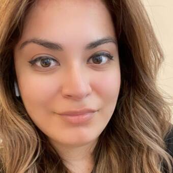 Henkilön Karina avatar