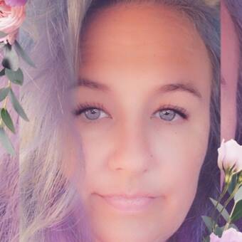 次のアバター： Meggan