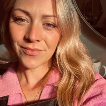 次のアバター： Philippa