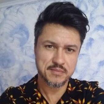 The avatar of Fernando