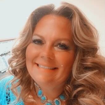 次のアバター： Amy