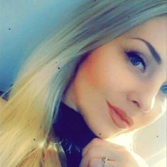 The avatar of Ashley