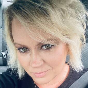 The avatar of Chair 1) Danielle