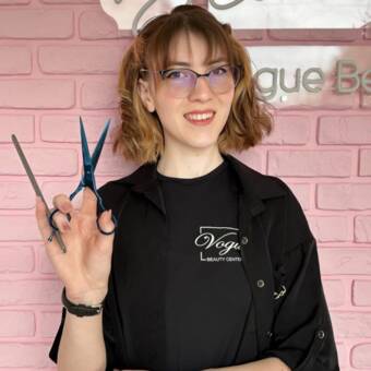 The avatar of 11 Ramona