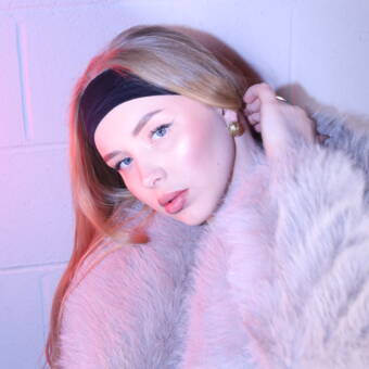 Henkilön Yana avatar