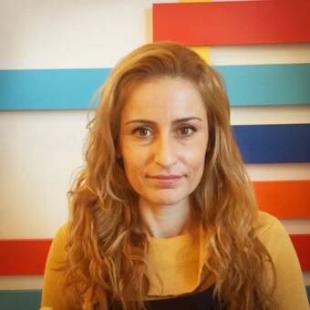 次のアバター： Соня Начева