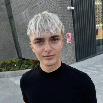 The avatar of Matthew