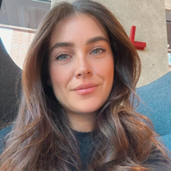 次のアバター： Rosita