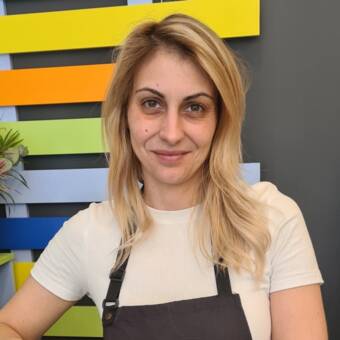 次のアバター： Росица