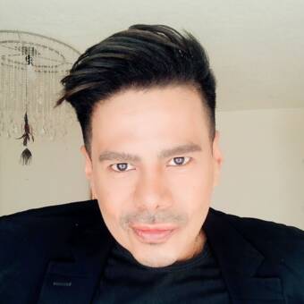 The avatar of Carlos