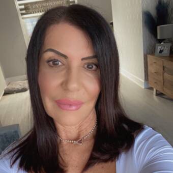 The avatar of Denise