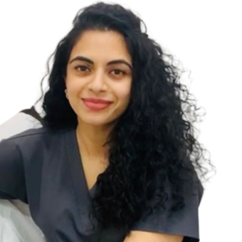 次のアバター： Saeeda