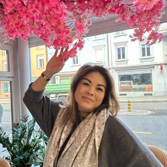 次のアバター： Hieu