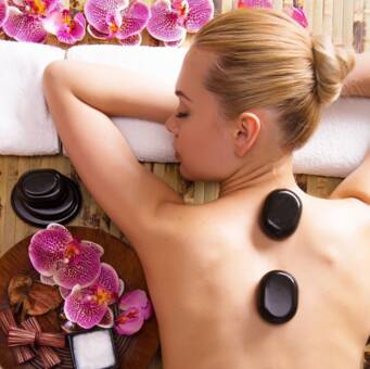 الصورة الرمزية لـ Madina