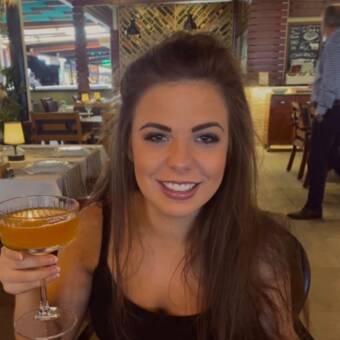 The avatar of Shauna