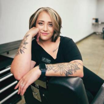 次のアバター： Jasmine