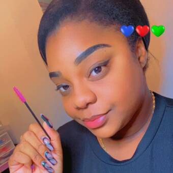 The avatar of Leonise