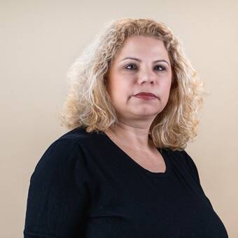 次のアバター： Suzana