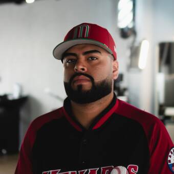 次のアバター： Felipe