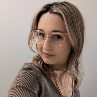 The avatar of Amanda