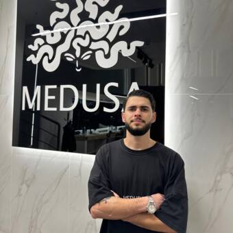 Awatar – ΧΡΥΣΟΣΤΟΜΟΣ