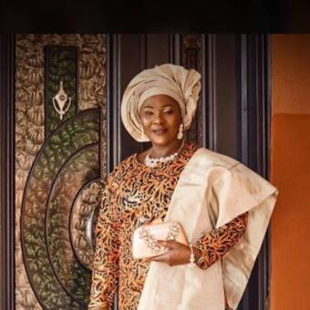 The avatar of Ms Linda