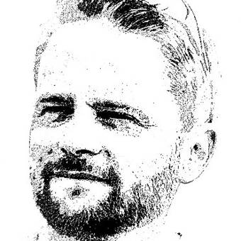 次のアバター： Adam