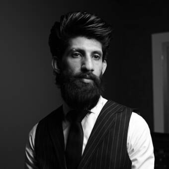 次のアバター： Ahmed