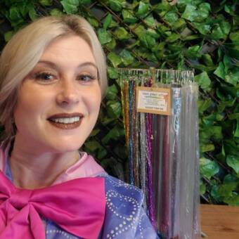 次のアバター： April