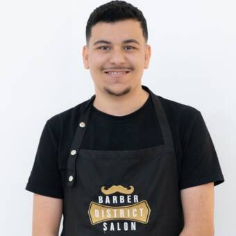 次のアバター： Youssef