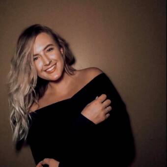 The avatar of Kelsey