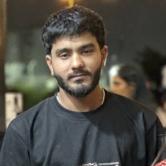 The avatar of Shakir