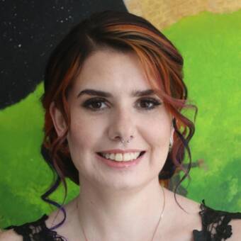 الصورة الرمزية لـ Courtney