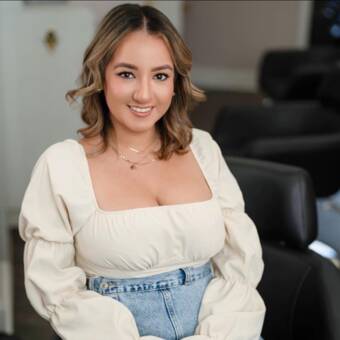 The avatar of Valerie